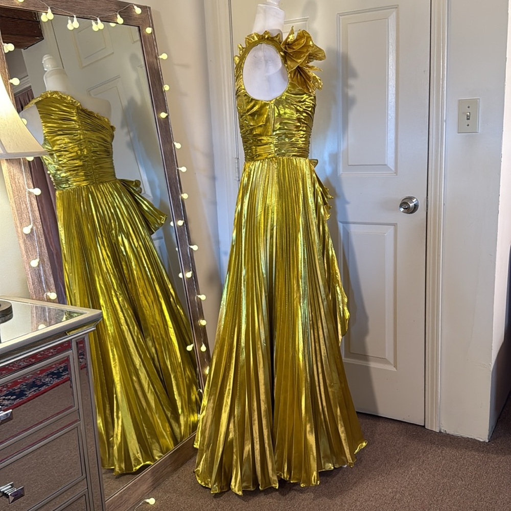 MAC DUGGAL Gold One Shoulder Pleated Ruffle Gown with Slit - Picture 15 of 17
